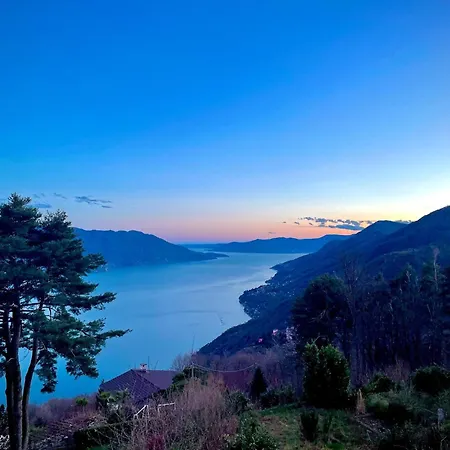 Charming With View Holiday home *