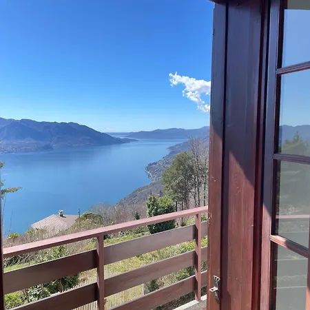 Holiday home Romantic House By Maggiore With Garden