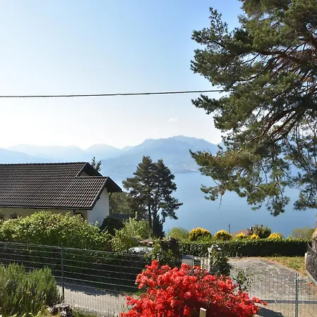 Romantic House By Maggiore With Garden Feriehus