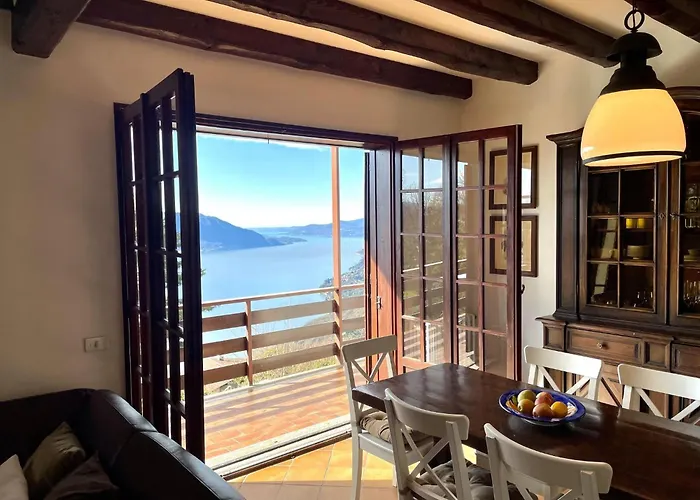 Romantic House By Maggiore With Garden Semesterbostad Trarego Viggiona